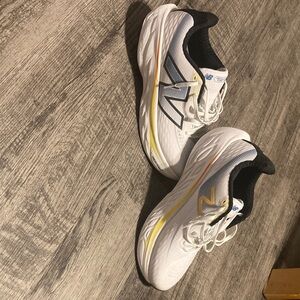 Worn Once - New Balance 1080 V14 Men’s Running Shoes